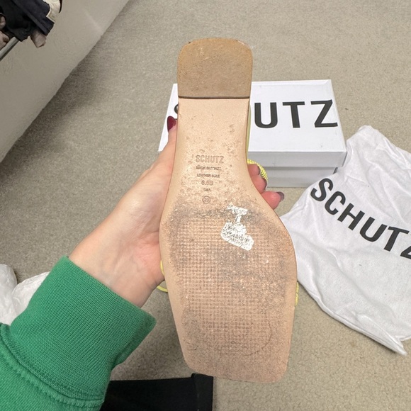 Schutz neon yellow square wedge heel - Picture 6 of 7